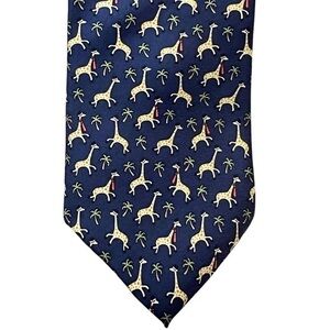 Pierre Cardin periwinkle blue giraffes 🦒 pattern 100% silk tie, 3.25”